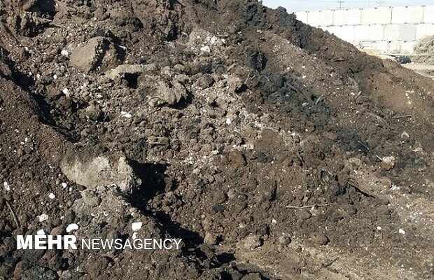 مدیرکل محیط‌زیست اصفهان: نشتی خطوط نفتی خاک استان را آلوده کرده است