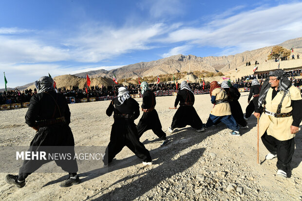 چمر؛ آیینی زنده که سوگ را از خانه به میدان می‌آورد