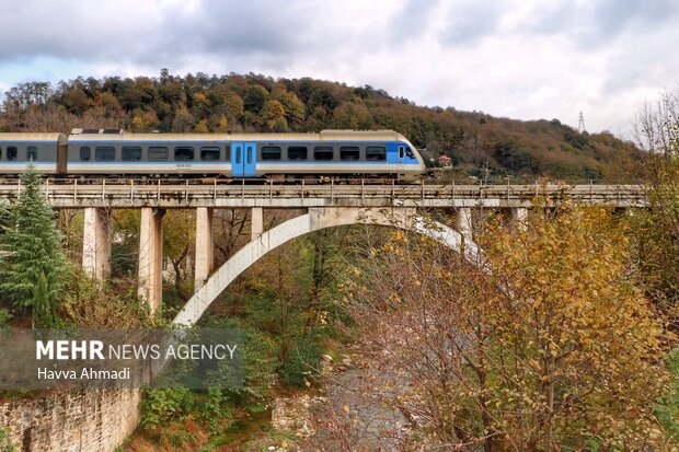 پیش‌فروش بلیت قطارهای مسافری دی‌ماه از سه‌شنبه آغاز می‌شود