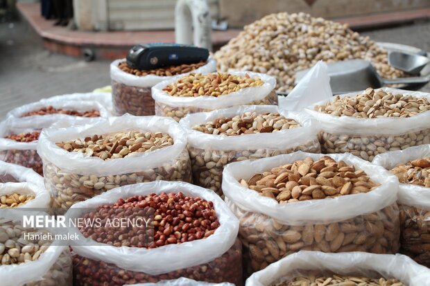 یلدای گرانی؛ وقتی سفره چله زیر بار قیمت‌ها خم می‌شود