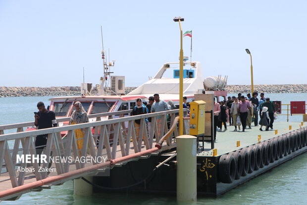 تعطیلی بنادر مسافربری هرمزگان