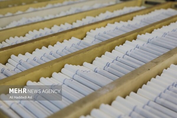 کشف یک میلیون و ۴۵ هزار نخ سیگار قاچاق در خرم آباد