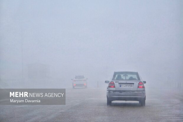 مه‌گرفتگی شدید در آباده فارس