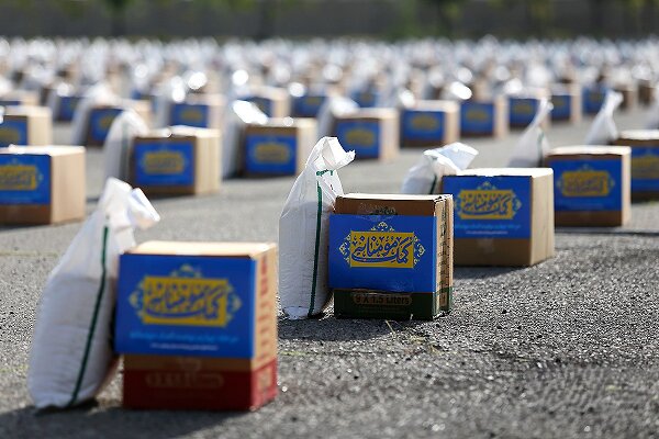 رنجبر: هزار بسته حمایتی بین خانواده‌های زندانیان خراسان شمالی توزیع شد