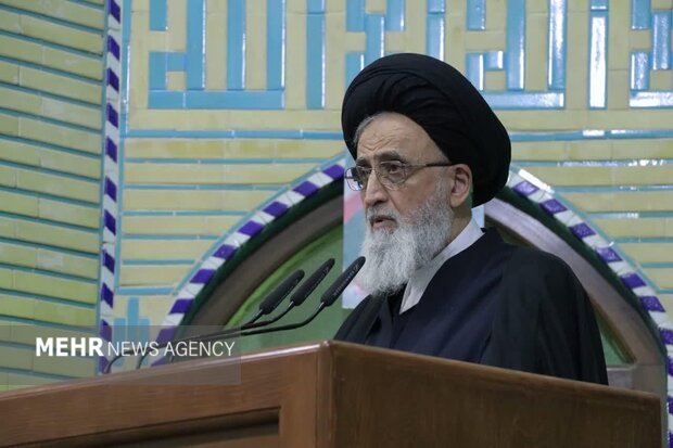 آیت الله مدرسی: مسئولان به سرعت در فناوری‌های نوین سرمایه‌گذاری کنند