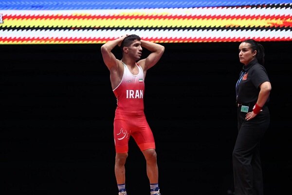 حالا که «مُضر» هستیم از کشتی میرویم/ دبیر به اقدام درستکار رسیدگی کند