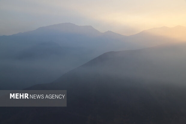 خزایی: شکارچیان غیرمجاز متهمان احتمالی آتش‌سوزی جنگل‌های الیت هستند