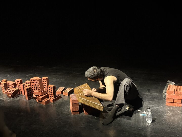 سلطانی: نمایش «رولور» در بیجار روی صحنه می‌رود