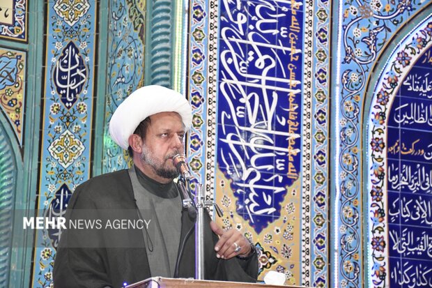 امام جمعه عسلویه: نیازمندان و یتیمان در شب یلدا فراموش نشوند