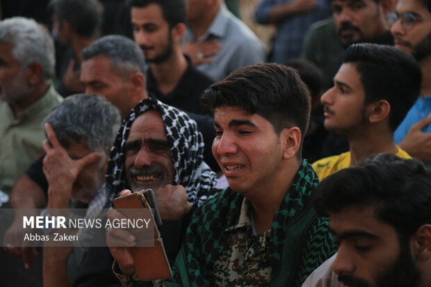 تشییع و خاکسپاری پیکر مطهر شهید گمنام در روستای گرده صفر باقری بندرعباس
