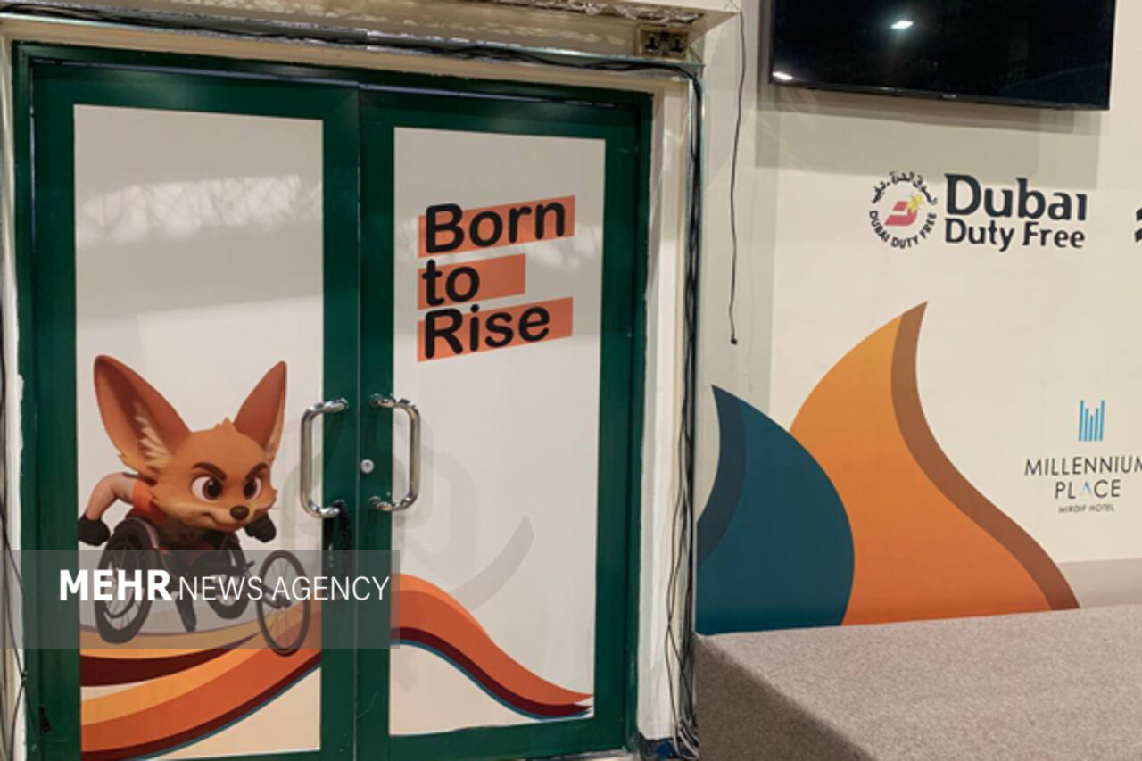 دبی و کمبود نشانههایی از میزبانی/ «کاج»ها جای «نماد»ها را گرفتهاند!