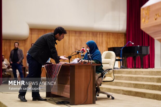 پرسش و پاسخ دانشجویان کرمانی با سخنگوی دولت