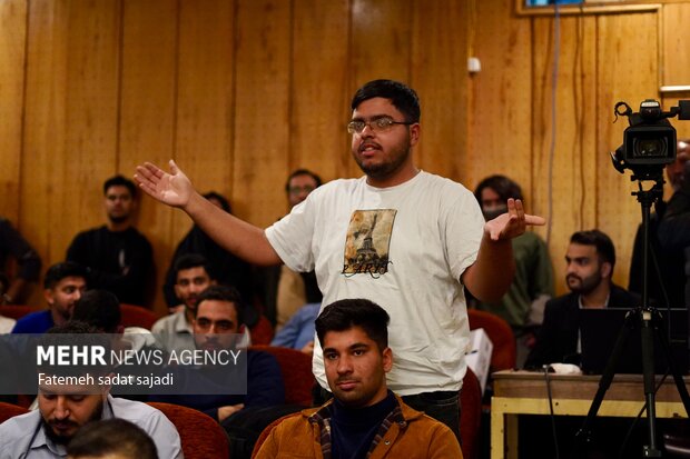 پرسش و پاسخ دانشجویان کرمانی با سخنگوی دولت
