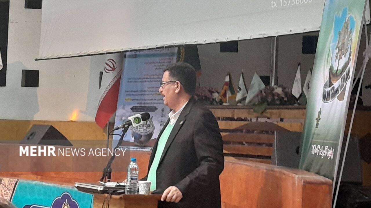 خاکهای درجهیک حاشیه زایندهرود در حال نابودیاند