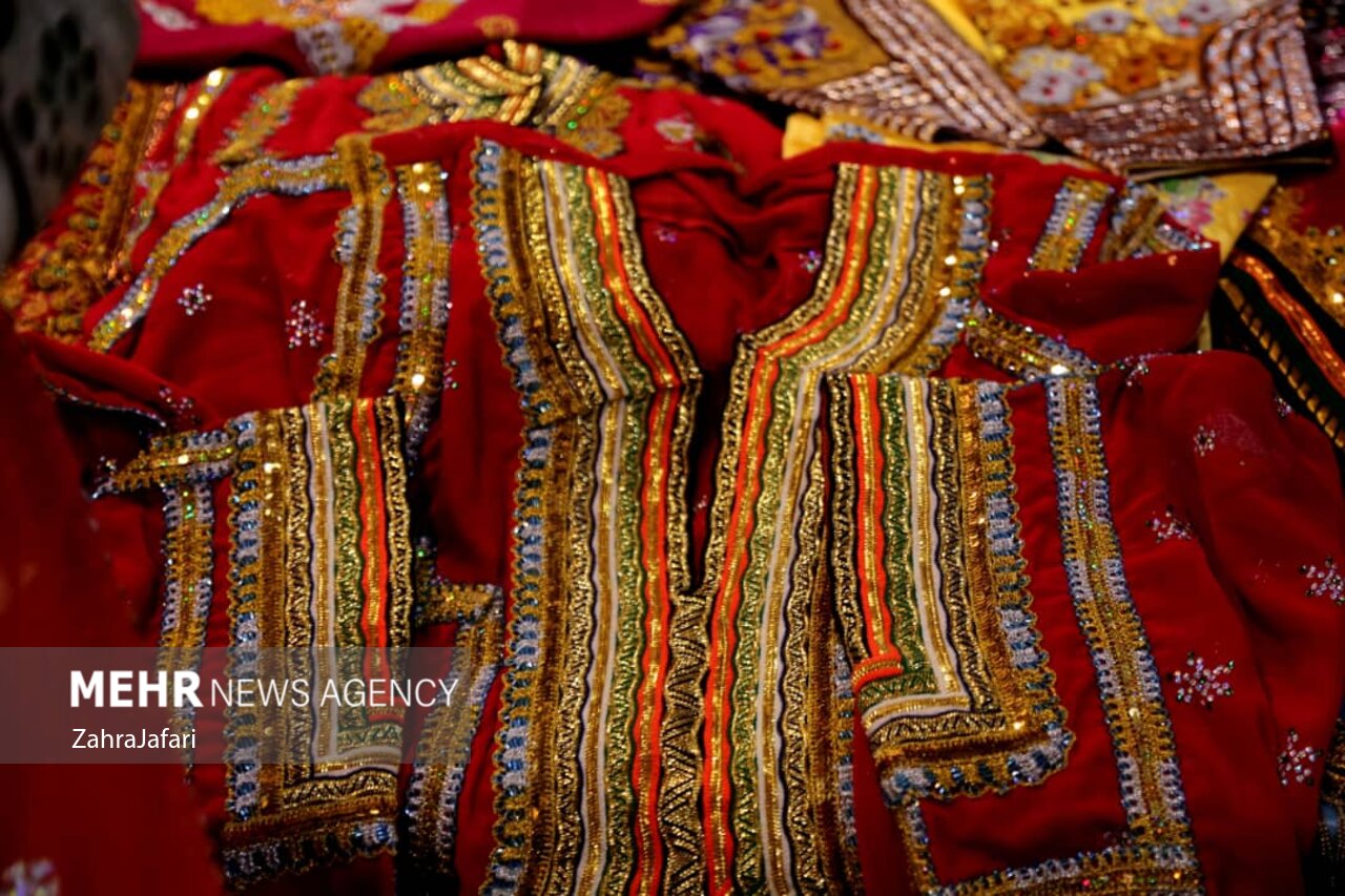 میراث پوشاک هرمزگان به اقتصاد خلاق گره می‌خورد
