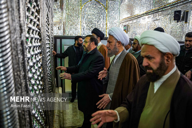 گلباران مقبره شهید دستغیب