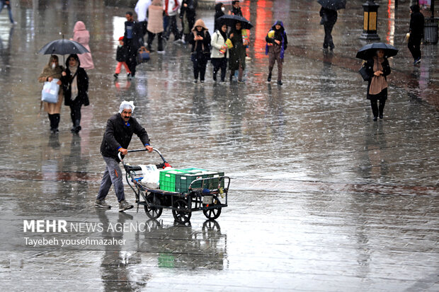 بارش سنگین باران در همدان