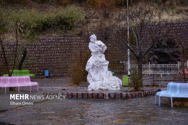 سنندج در آغوش باران؛ پاییزی پر از رنگ و طراوت