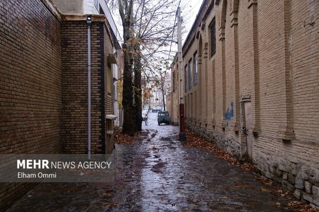 سنندج در آغوش باران؛ پاییزی پر از رنگ و طراوت