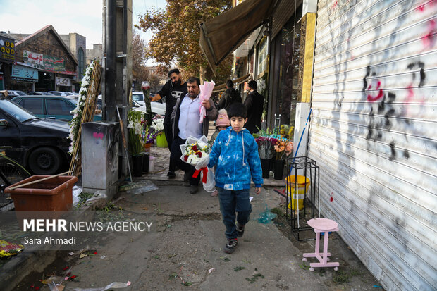 حال و هوای بازارهای مشهد به مناسبت روز مادر