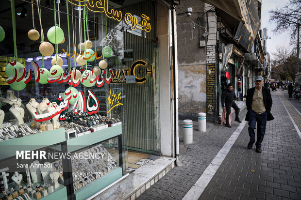 حال و هوای بازارهای مشهد به مناسبت روز مادر