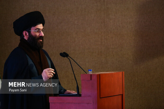 نکوداشت بانوان مؤثر در موزه ملک