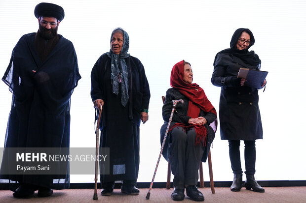 نکوداشت بانوان مؤثر در موزه ملک