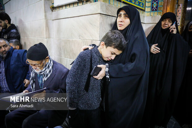 حال و هوای حرم امام رضا (ع) همزمان با ایام میلاد حضرت فاطمه (س)