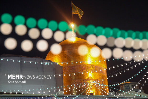 حال و هوای حرم امام رضا (ع) همزمان با ایام میلاد حضرت فاطمه (س)