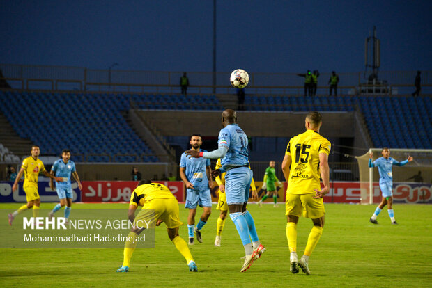 فجرسپاسی - چادرملو اردکان