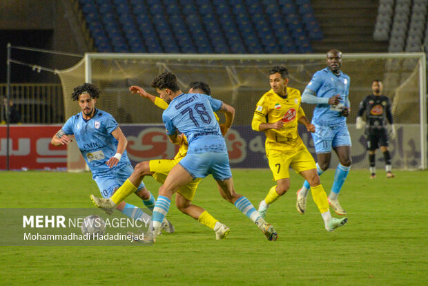 فجرسپاسی - چادرملو اردکان