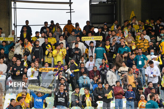 فجرسپاسی - چادرملو اردکان