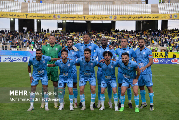 فجرسپاسی - چادرملو اردکان