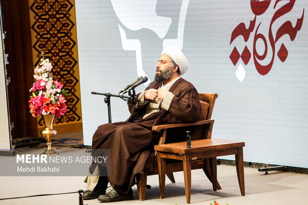 جشن میلاد حضرت زهرا(س) و چهل سالگی مجمع عاشقان بقیع قم