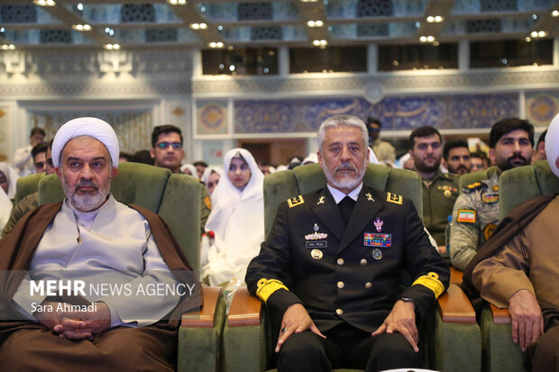 پنجمین جشنواره سراسری زوج های جوان ارتش در حرم مطهر رضوی