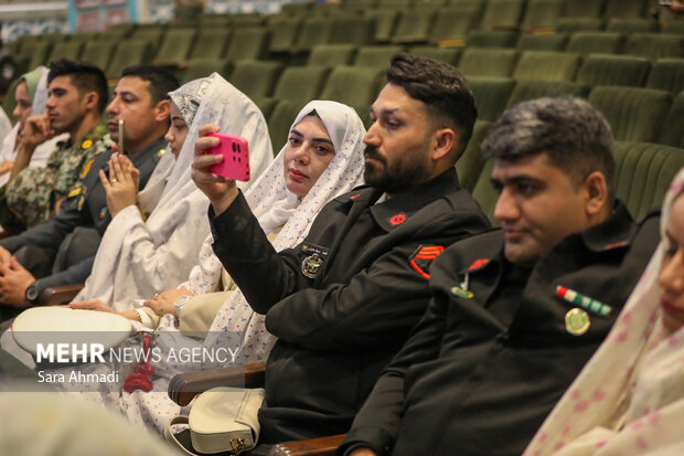 پنجمین جشنواره سراسری زوج های جوان ارتش در حرم مطهر رضوی