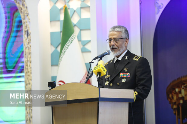 پنجمین جشنواره سراسری زوج های جوان ارتش در حرم مطهر رضوی