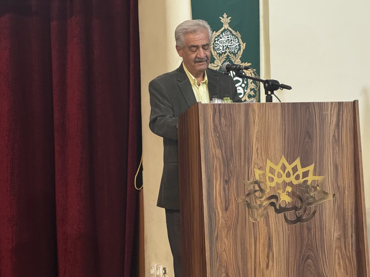 رازها و رنگها در نقش عیسی ۱؛ بزرگداشتی برای استاد بهادری