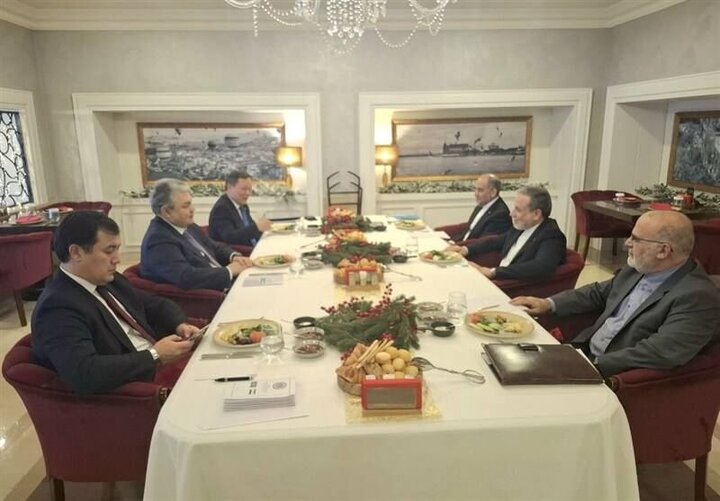 وزرای خارجه ایران و قزاقستان دیدار کردند