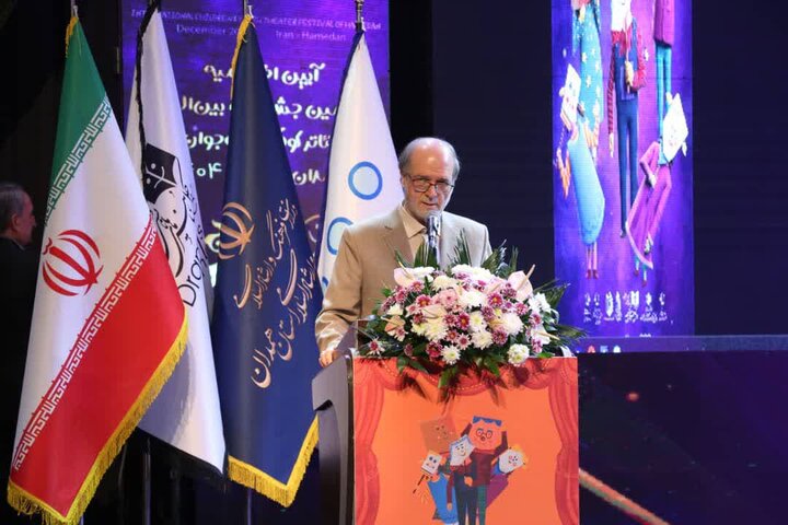 احمدی: همدان ظرفیت ایجاد دبیرخانه دائمی جشنواره تئاتر کودک را دارد