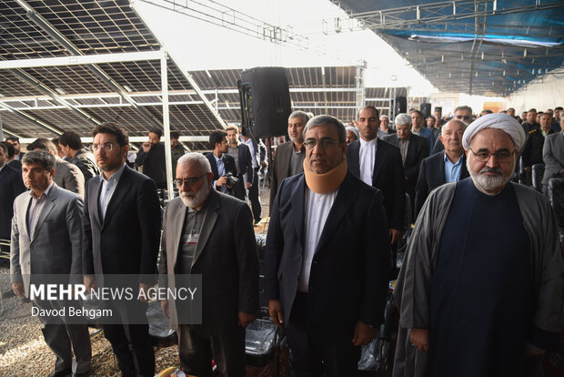 افتتاح نیروگاه خورشیدی به همت کمیته امداد امام خمینی(ره)