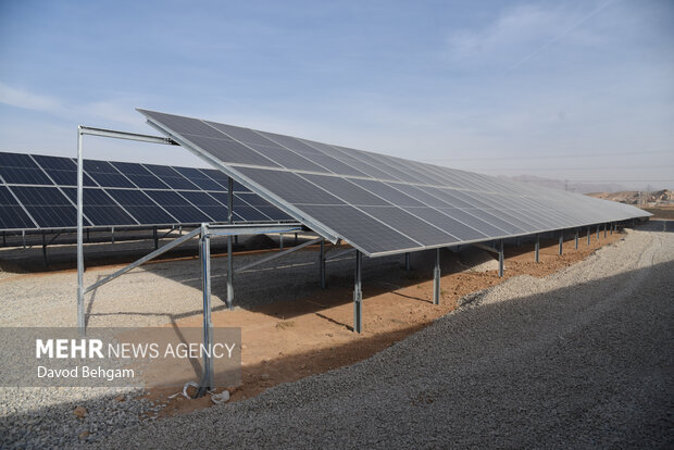 افتتاح نیروگاه خورشیدی به همت کمیته امداد امام خمینی(ره)