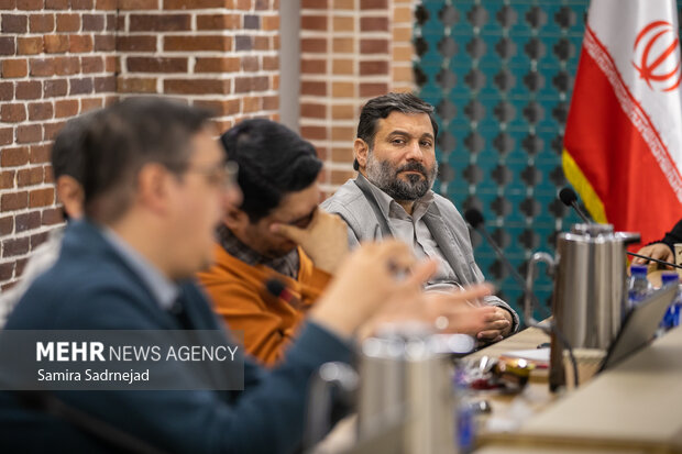 هم‌اندیشی «انسجام ملی و ارزش‌های اخلاقی با تاکید بر عفاف و حجاب»