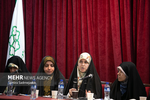 هم‌اندیشی «انسجام ملی و ارزش‌های اخلاقی با تاکید بر عفاف و حجاب»