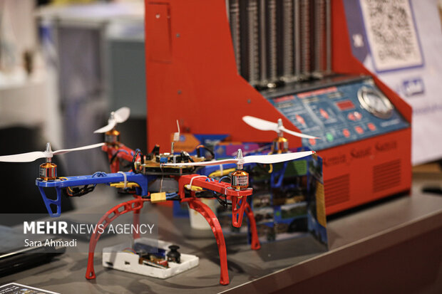 نمایشگاه هفته پژوهش و فناوری