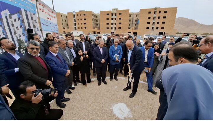 آیین کلنگ زنی ۲۰۸ واحد مسکن کارگری شاهرود با حضور وزیر تعاون