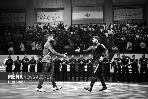 فینال لیگ برتر کشتی آزاد