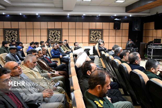 آیین اهدای ۲۲۰ سری جهیزیه در بیرجند