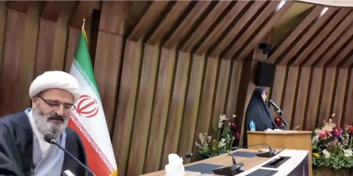 نقش‌آفرینی مادران در عرصه مقاومت و پایداری