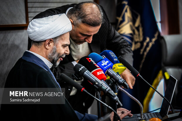 رونمایی از سامانه‌های اقدامات حمایتی، اشتغال و کارآفرینیِ سازمان زندان‌ها